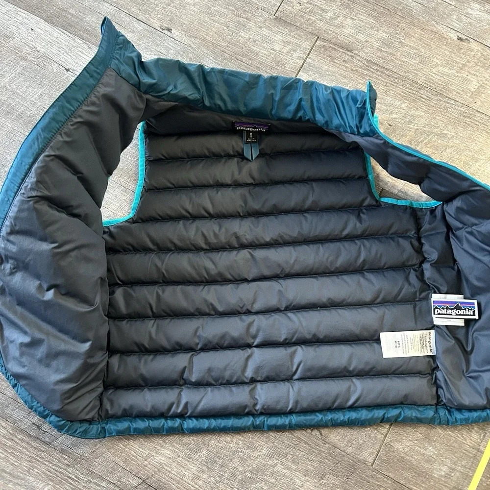 Patagonia Kids Boys Girls Teal  Down Quilted Sweater Puffer Vest Sz M 10